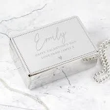 Personalised Jewellery Box – Engraved Name Keepsake Gift for Her, Custom Rectangular Trinket Box for Birthday, Wedding or Anniversary