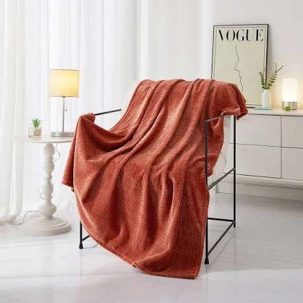 Mainstays Cozy Textured Plush Throw Blanket