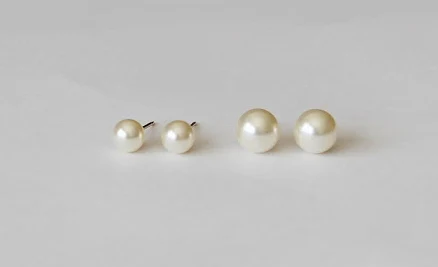 14K Gold Fill Pearl Stud Earrings