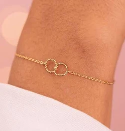 L'Atelier d'Amaya Bracelet chaîne petits anneaux striés entrelacés